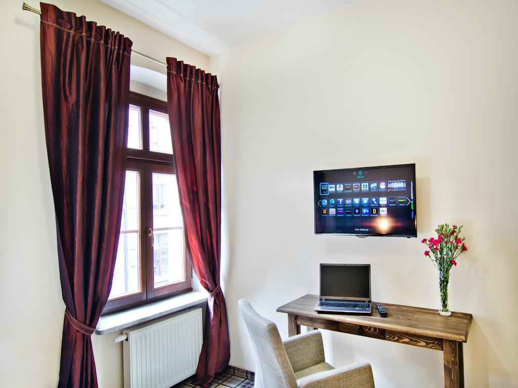 Five Stars Bed&Breakfast Wroclaw Room photo