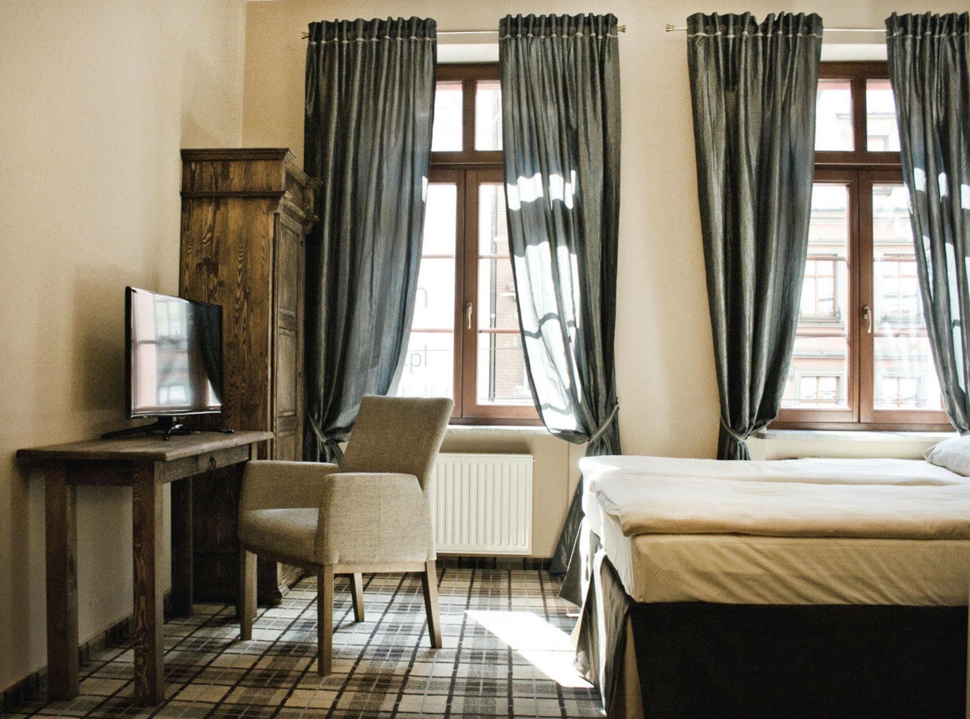 Five Stars Bed&Breakfast Wroclaw Exterior photo